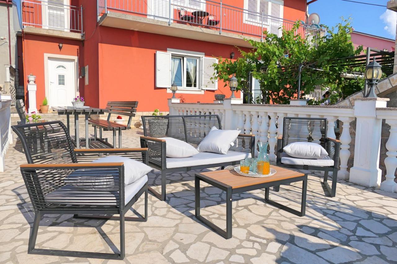 Apartment Laura Senj  Esterno foto