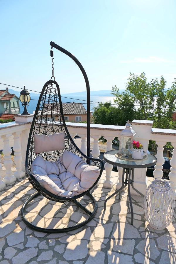 Apartment Laura Senj  Esterno foto
